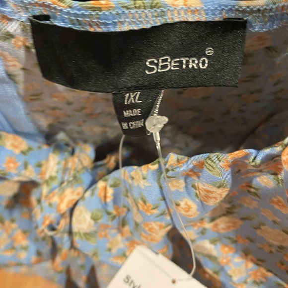 SBetro Plus Ditsy Floral Frill Trim Dress - Picture 4 of 5